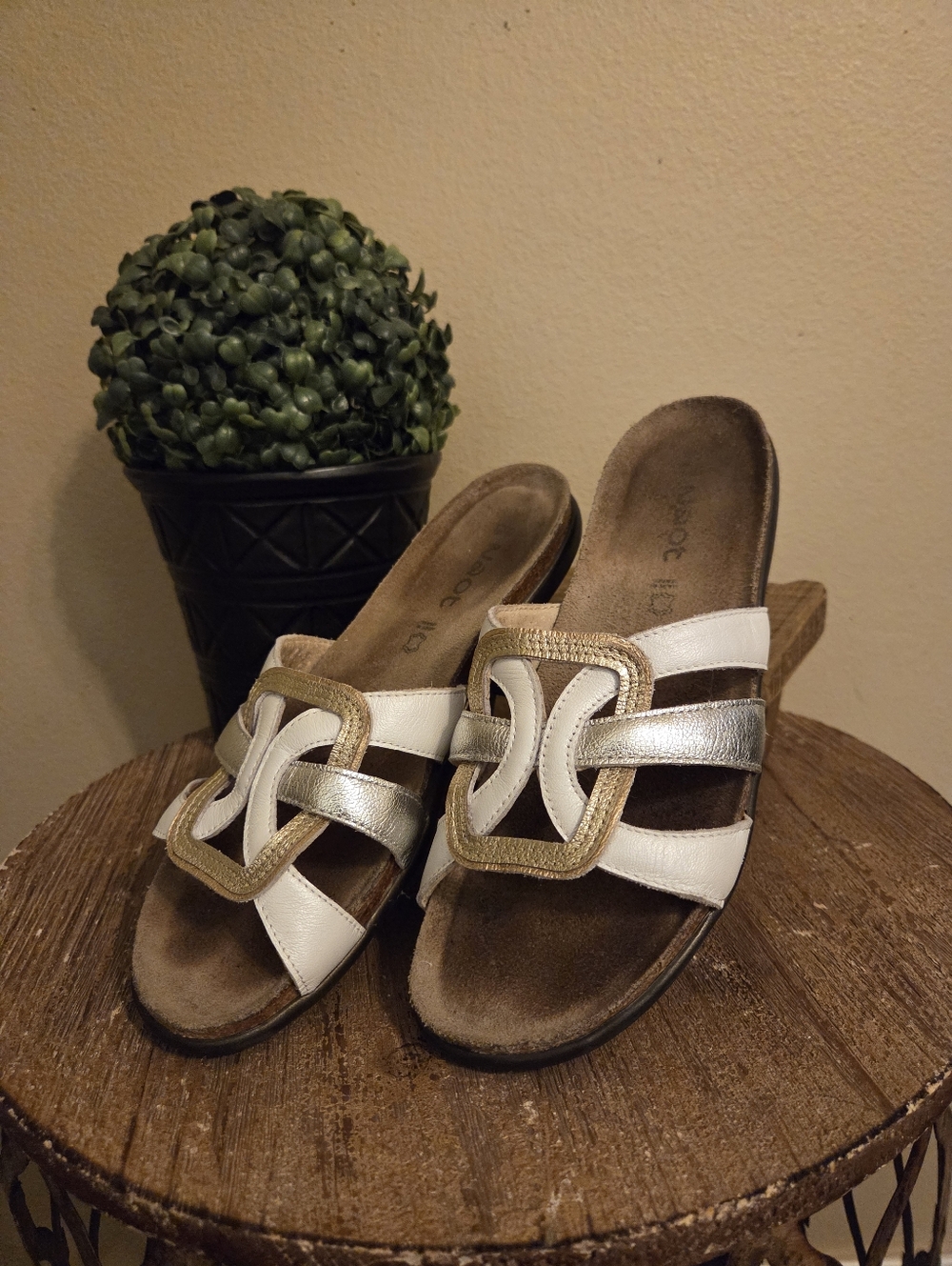 NAOT Liv Slide Pearl Gold Silver Interlocking Leather Strappy  Sandals SZ EU 39